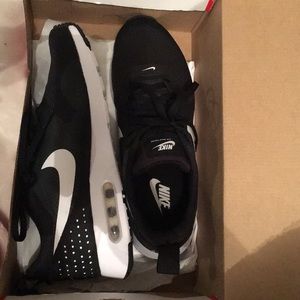 Nike Air Max tennis shoes